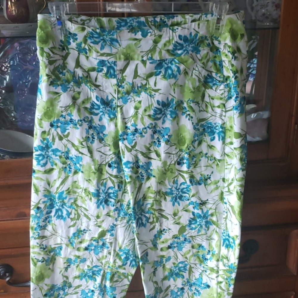 Capri Pants